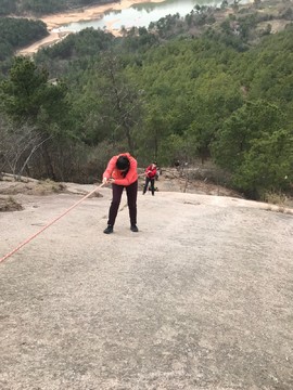 FAC4E8BB-2814-4B12-8B38-F3926AAD06DE