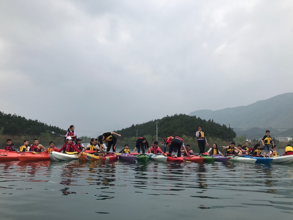 333068BC-9627-4480-BFA0-9C0B184DB326