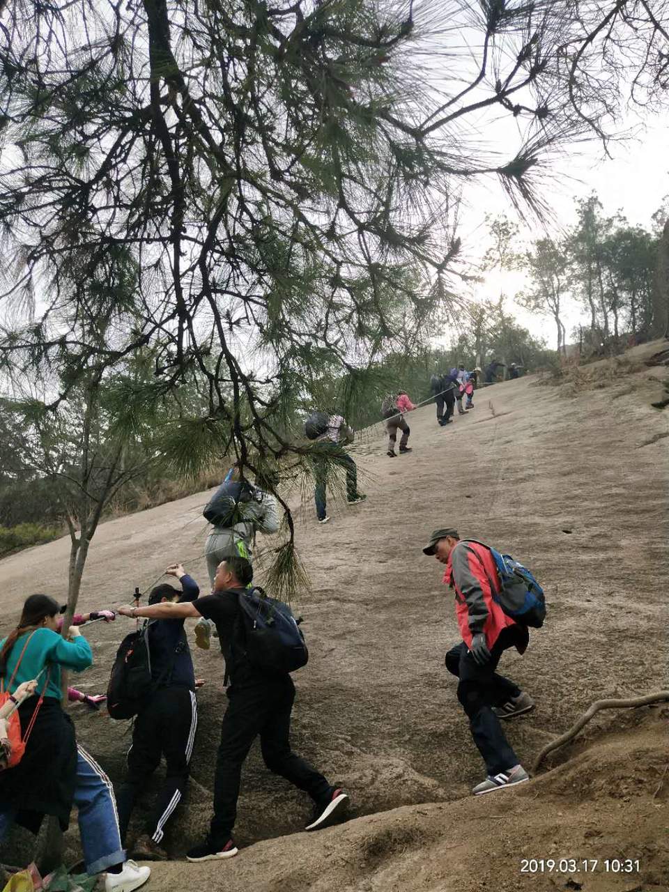 F0q5HaZfnJ-HognYSvOQYxDyZjz1XnWc_mIlf_XSBIIuYSzHoWwbrNyyJg8yLF5t