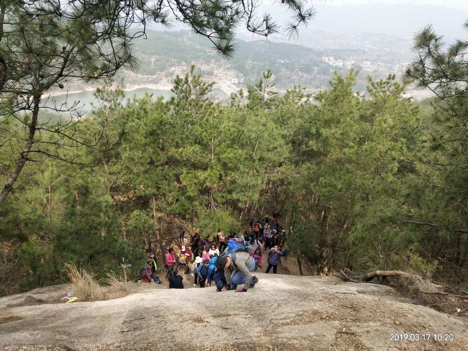 kFKYy_LfV49xLk7OYKJvtGdAtvPHuIpAAP3sUZEAzZ-9BfULEBF7qdXeqoSRVO2W