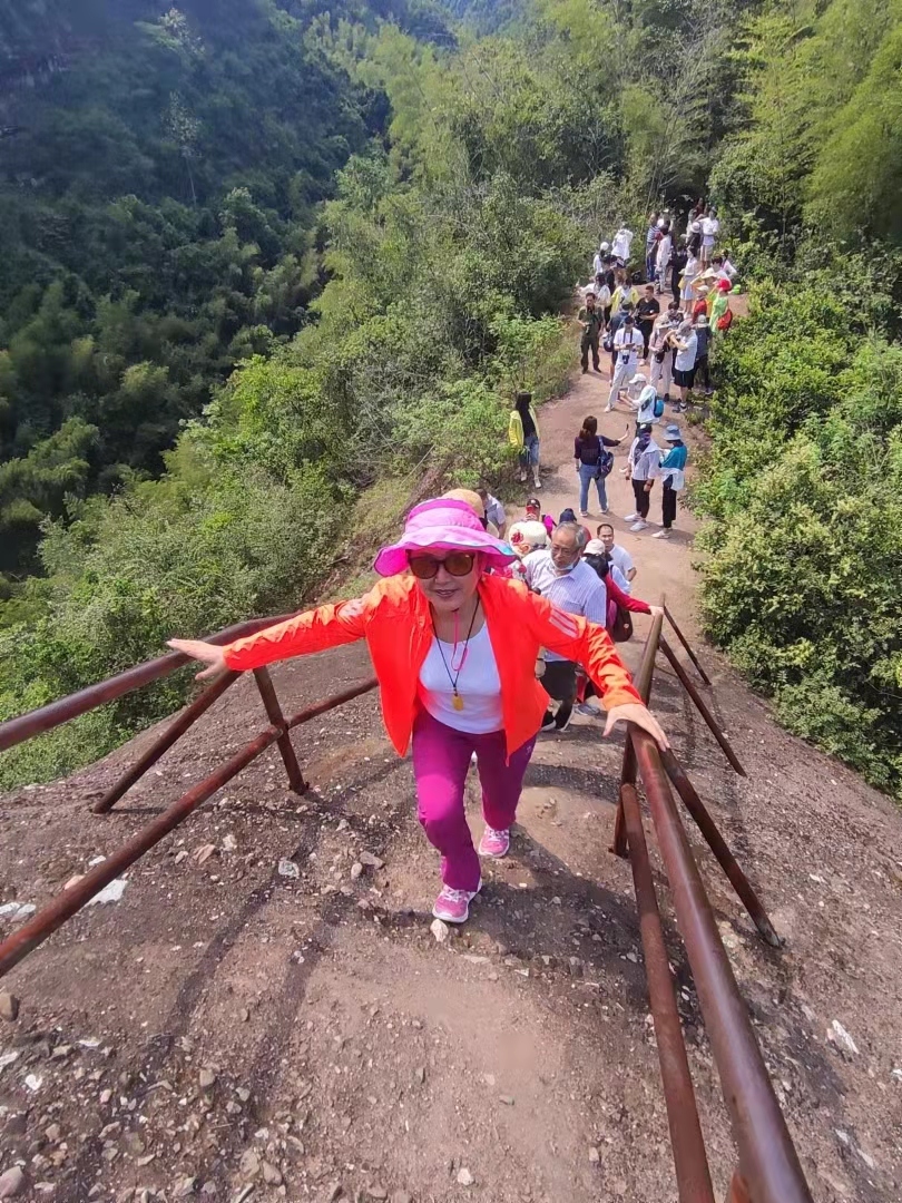 ggSHHOfPFIqKN8N9vs_Mbi7ocgAlxfKrY8zGY625ptPACCrniA1tCFGQDR0H3h5t