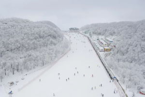 【滑雪活动】1月15-16日襄阳横冲国际滑雪场+4A五道峡两日游（已成团）