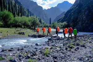 狼塔C+V12日探索穿越，极限骨灰极玩家挑战