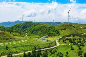 【7.27-28宜昌避暑2日游】住进21℃的高山草原里，玩在峡谷溪流中，溯溪抓鱼漂流、篝火烟花音乐，度过一个清凉的夏天