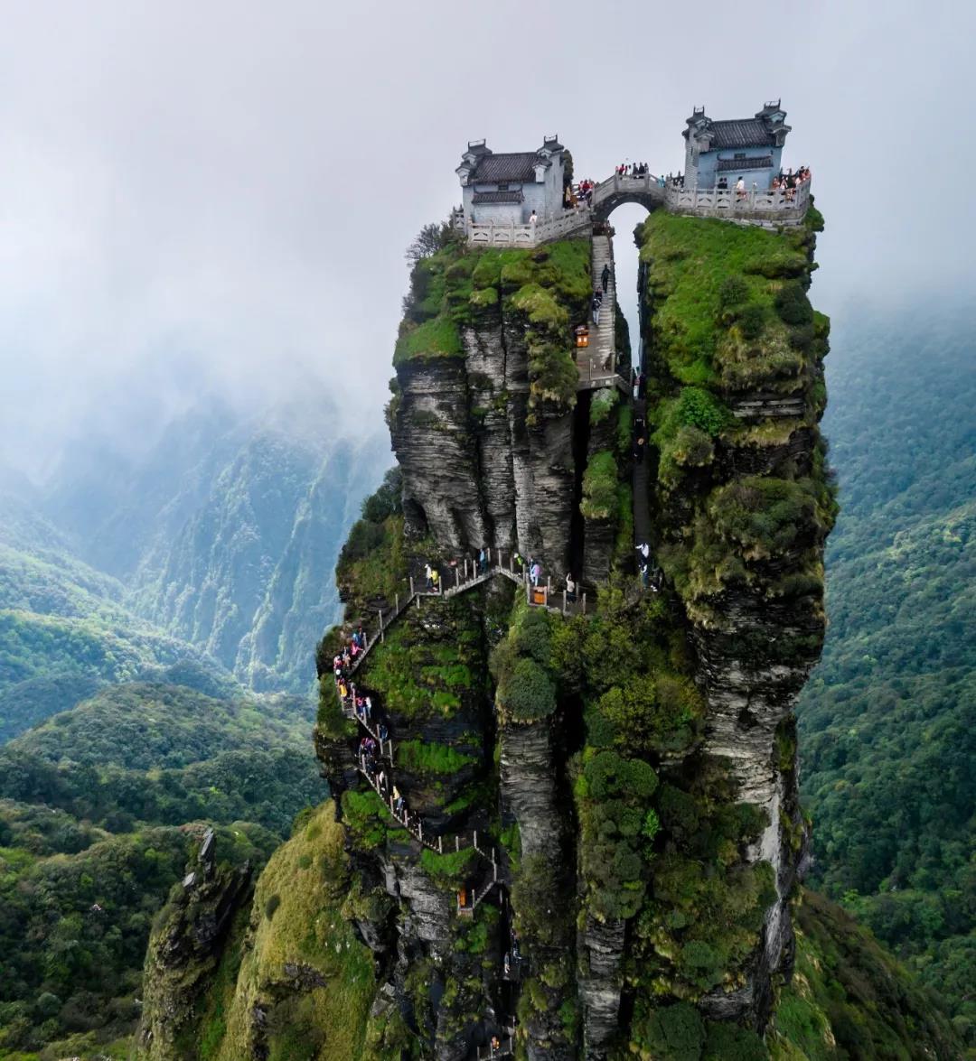 【每日一练】行走地理——“梵天净土”梵净山+练习+语音解析_北京爱智康