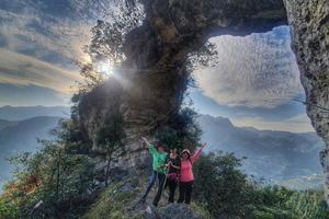 5月2---4日秭归野线穿越九畹溪+探秘牛肝马肺峡+打卡鹰嘴岩自驾三日游！（可自带帐篷）