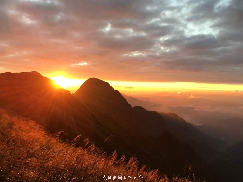 7c2bb46db033e400180a9d4c35d3860e_big