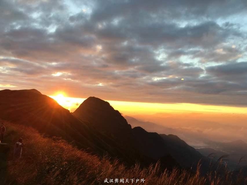 b044b3bb03381993b9644b61e3bf77f3_big