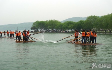 194259_130106701490000000_2452