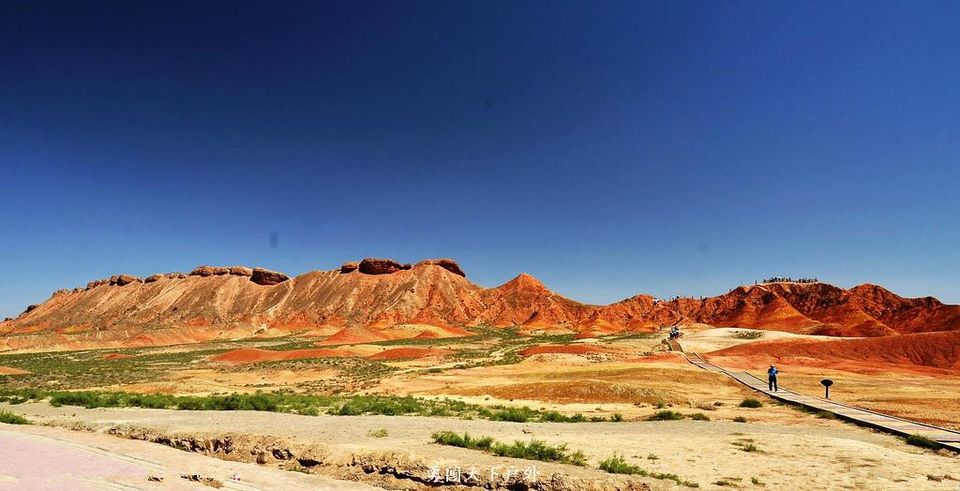 17923091_123943378000_2 (2)