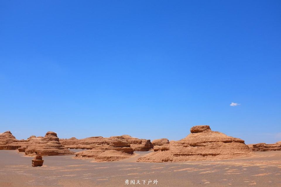 20678893_220850952000_2