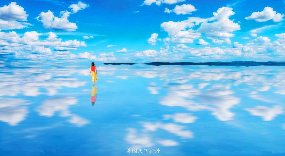 25792934_211845313000_2