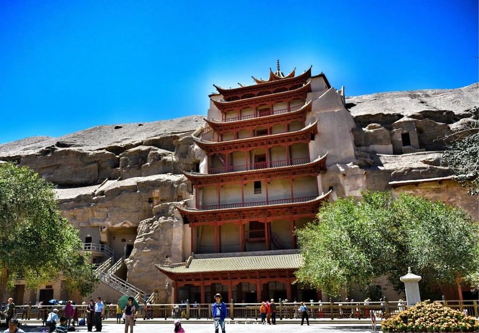 Cg-4klmKrdyIF0laAAdrgbulkTYAAI2-gIUuowAB2uZ819