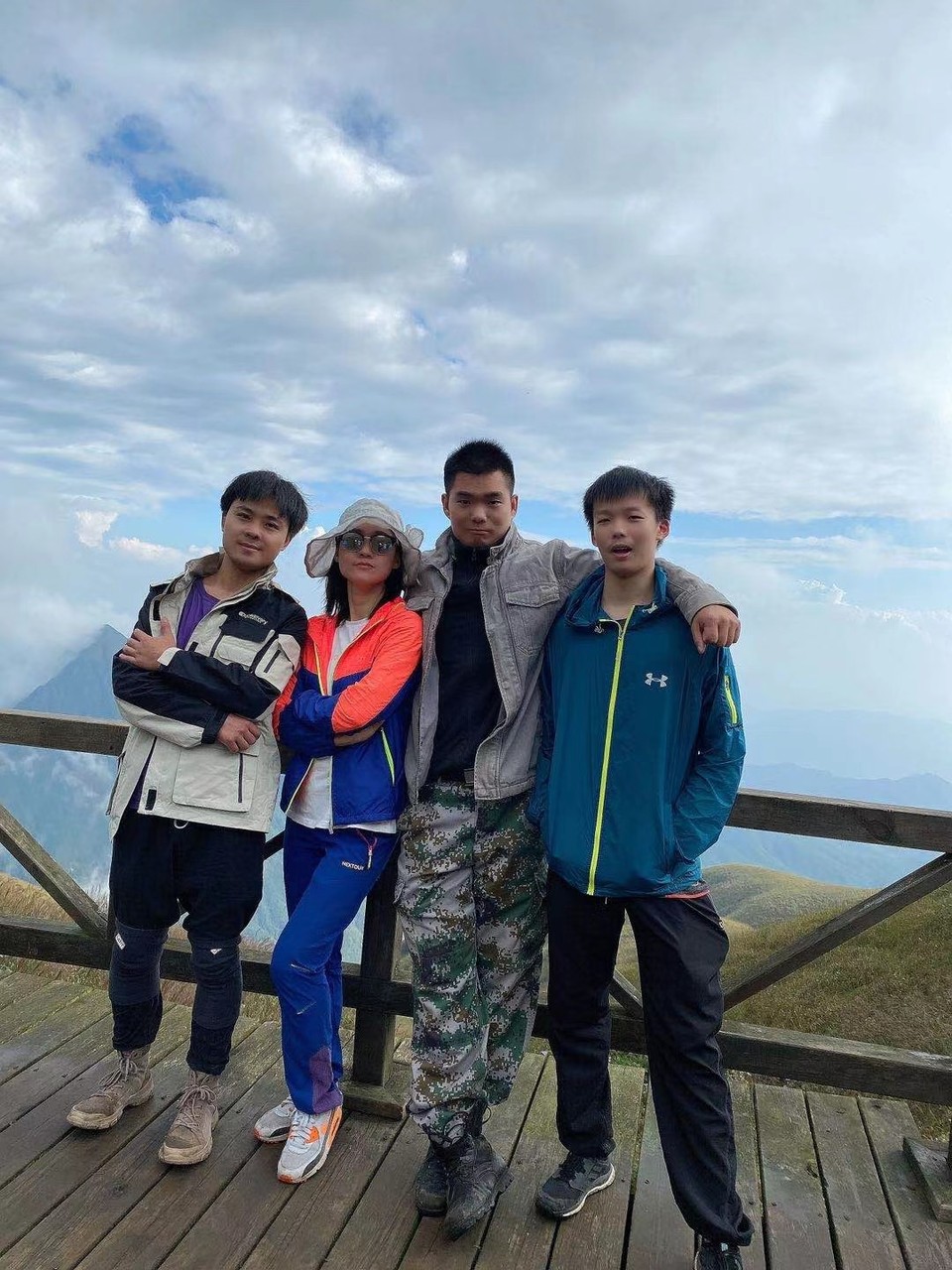 mmexport1601718005649