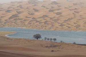 【腾格里沙漠｜徒步越野4日游】苍天圣地阿拉善、腾格里沙漠 | 越野穿越轻奢之旅
