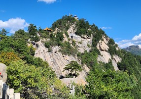 【周日/爬山穿越一日游】12.21徒步湖北“小泰山”接天山祈福+登顶大崎山，迎雪接福