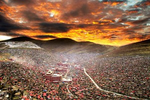 四川甘孜 纪录片《色达》心灵的震撼