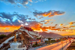 西藏拉萨 布达拉宫