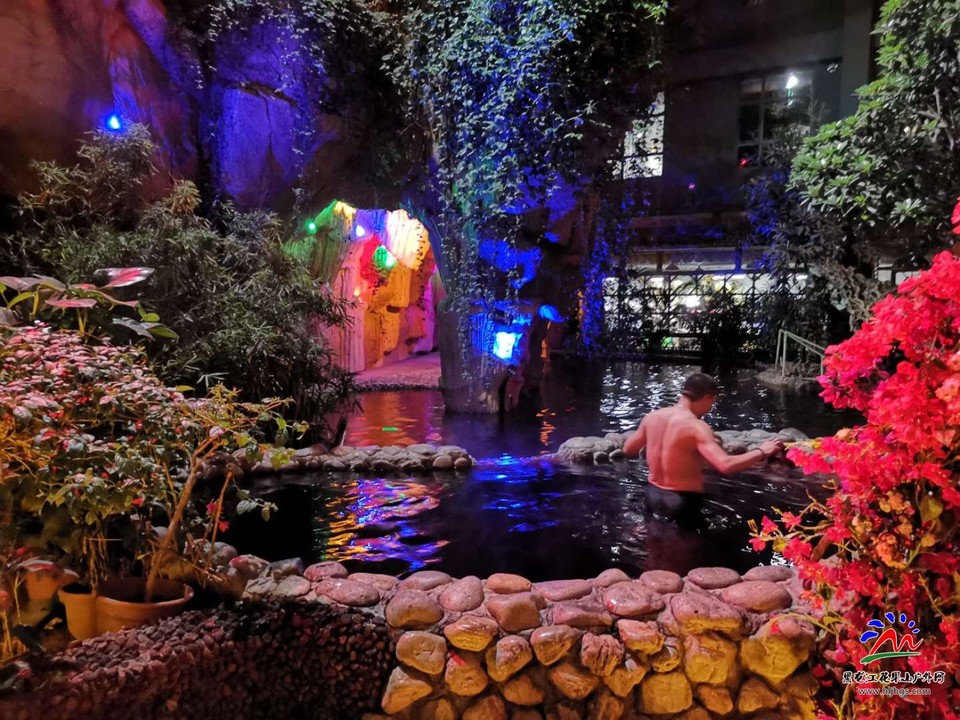 ocro36xdzgbkVpDRyoYBsWEuEaTPScRs7de4iOV0kZ8s0meFa2_7Q2VS_HLXjJLw