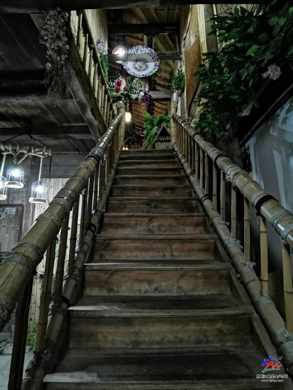 Bda8YpziJTMPt2C5PF7UwvY8cm4TBa4uB3w0g-6PyMOgnc3nfXQOcOzgevZxODDV