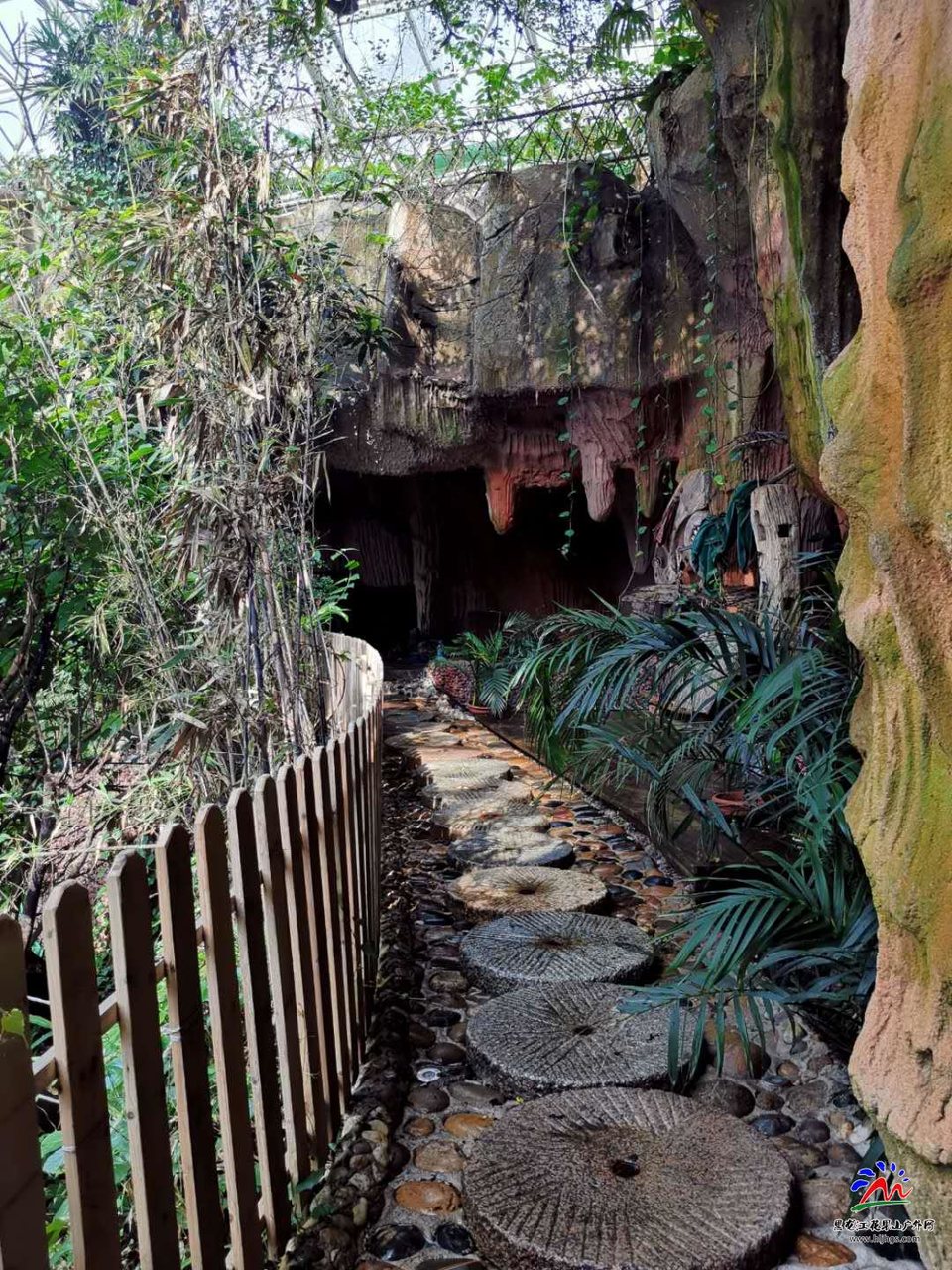 oC81cfvtXhuuy8yDCmTdz4bxDJzj7MUmCcTVVpWVQVIvTPELJHkhBeQicCV70fni