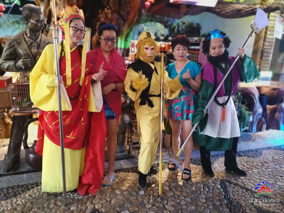 SNI2Pl3_-zbThgZyIcC_GGMKgec2CNhn0u_tsOd0dMGTX_fbVcq-hv3bl7cep6Ld