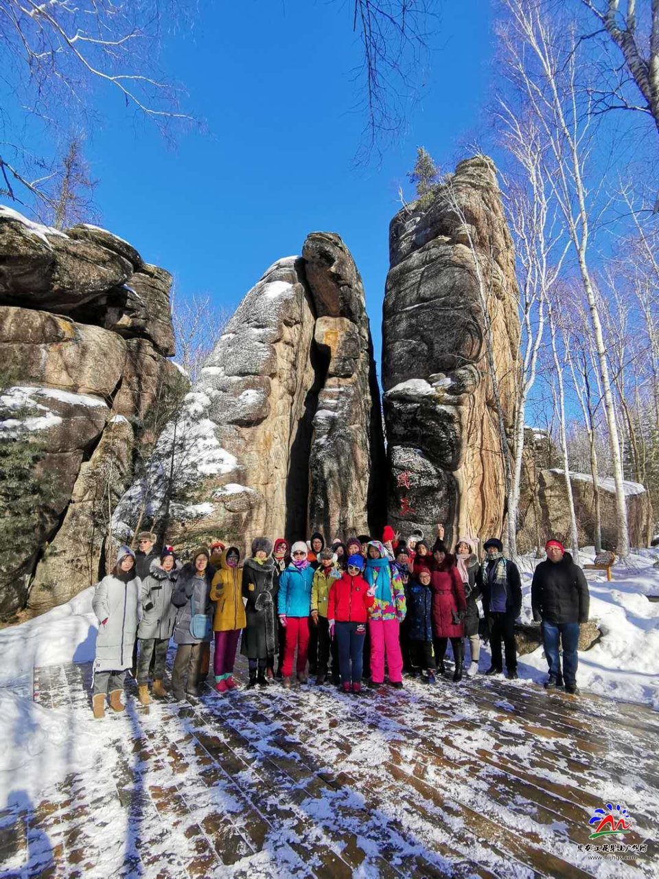 6Za01m3_rBFOrAkZ03BSoZ1q6_69RhhptCYzD5hmvxVp_QM-CRscKbj2HSIQSera