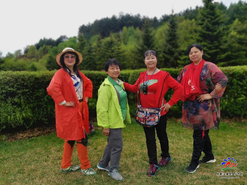 g-eeIvL5WLvsZr-riBCIiaZXFO61_wB-4Tb3Lfk0Y380LfkjmyGxLEWURoclUH3e