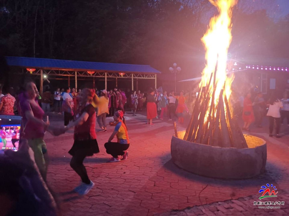 fjiaKbqwVQ8flsWhmXb-Haj-DbdvPlT7rWAfPeyCXcDzm12VPwmDH-OSWcSE3AEP