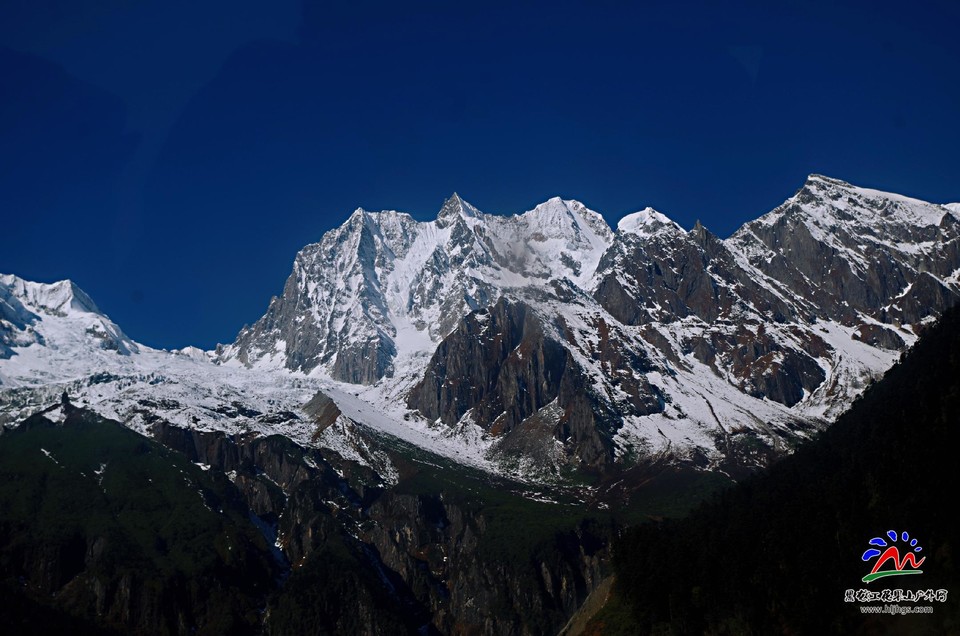 p-eRQD6FiDfA7F_xPCvI7JWdmVMZCV9rFdo0ogv3lwiLC_775o19IvFjeWl_eK6b