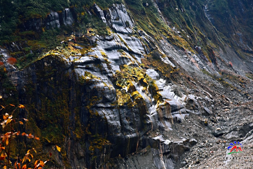 RUe0Rew5tZn6nBIKhgGaQDD-JWVEt5tL-B88iULKNLF0i4E-sY2WbgbOWitKDBho