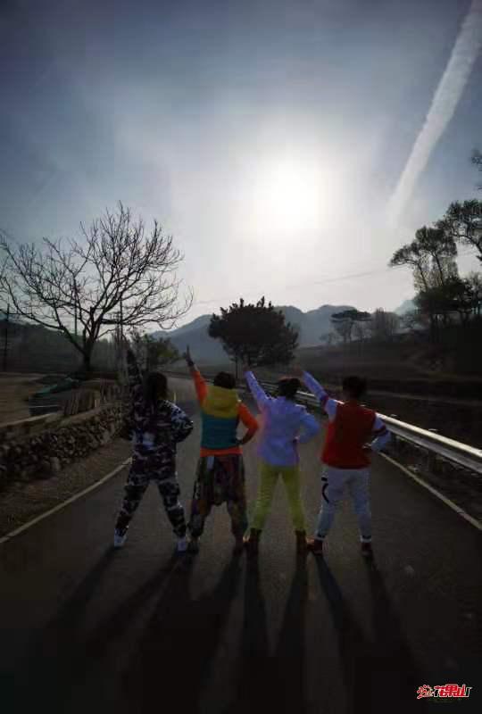 4s8sy_pm9tIve_1r7-_M8MK0s9_LEo8x1qSB4tNiYFVzPqLUY1w3DHUivXLObItA