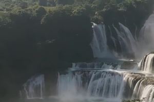 2018年11月德天瀑布