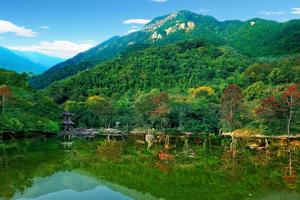 大美河源 走进避暑胜地—万绿湖野趣沟、登广东七大名山之霍山二日游