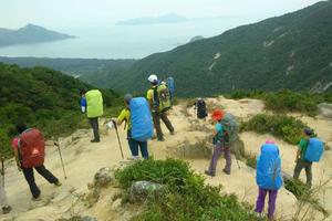 【山野徒步】穿越尖峰顶-半天云-抛狗岭-西贡村10公里山脊穿越