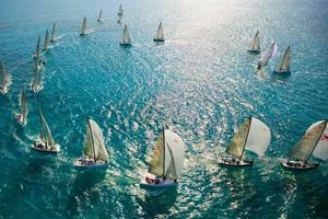 燃！特价399元！巽寮湾8090荒岛露营音乐帆船浮潜趴