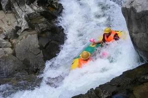 【国庆】全球漂流之霸--大丰门漂流、天池、瀑布群山石奇观、激情山地越野车一日游