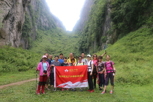 4月25日特特惠价（1500元）恩施六天五晚感恩行（包含恩施大峡谷、鹿院坪、古河床、腾龙洞、石门河、土司城等）