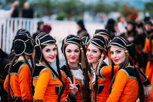 格鲁吉亚｜5月25日《孤独星球》十大最佳旅行国家，这个高加索美丽小国有酒有风景 