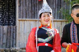 【阳光│定制线路】走进桐庐畲寨敬茶礼，一指动石，畲族乡土风情体验一日游！