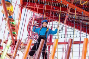 【阳光 | 休闲】8月15日（周日）天空荣耀之城，云端玻璃滑道漂流，“安吉小三亚”水上乐园一日游