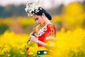 阳光【花季贵州7日】2月18-24日免票游罗平油菜花-兴义万峰林-黄果树-小七孔-西江千户苗寨-马岭河大峡谷！