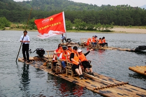 温州线【公司活动】4月温州永嘉楠溪江，感受文成福地百丈漈，吹吹洞头海风品质休闲纯玩四日游