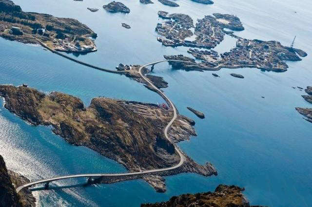 3e40000b6993f6d75c3.jpeg 最美的风景,在路上!这辈子自驾一定要去的世界十大最美公路