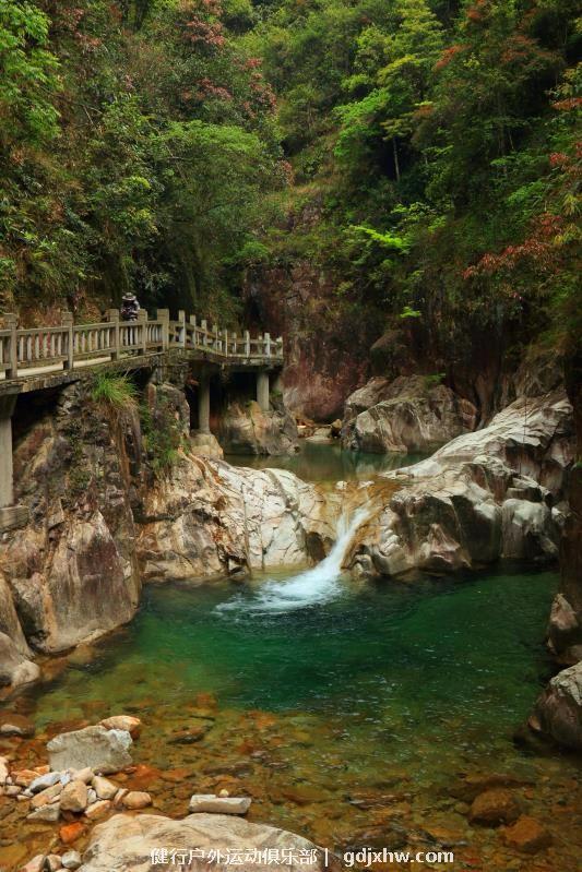 mmexport1493828706438