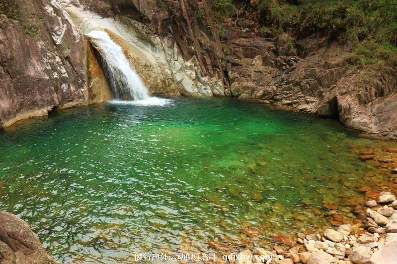 mmexport1493828694010