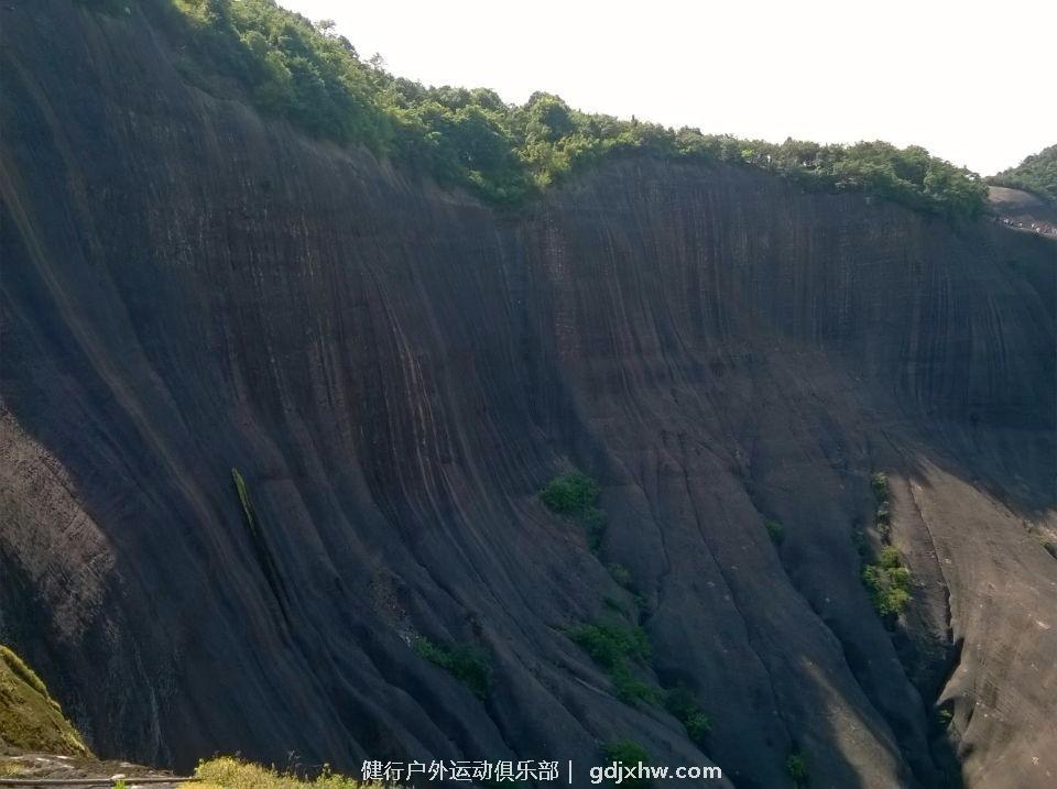 mmexport1496633048676