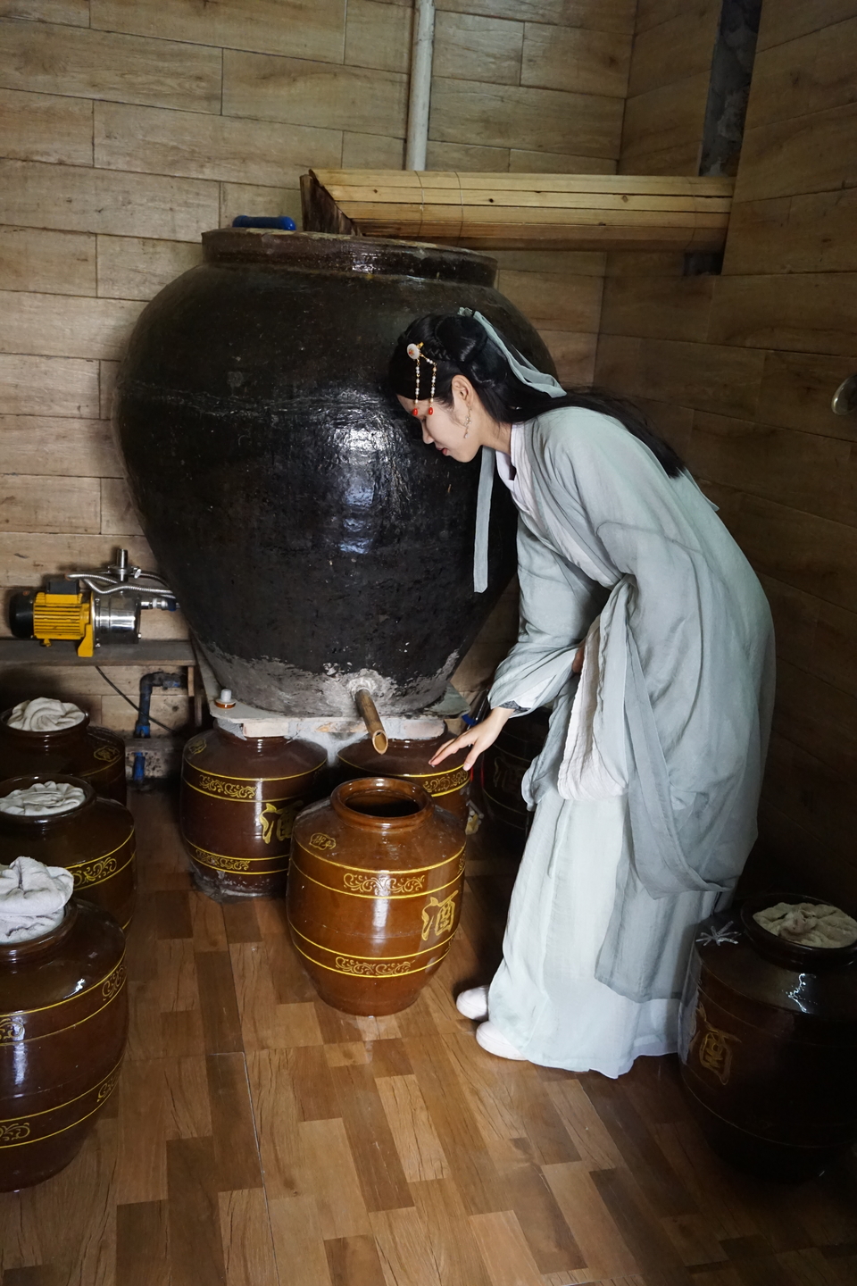 aVl5aDa7LP2a-42DNmCUUVTTeDgEvEg92nX8z6-Qy7wdoQiodTsTP_-LXS-rMyfz