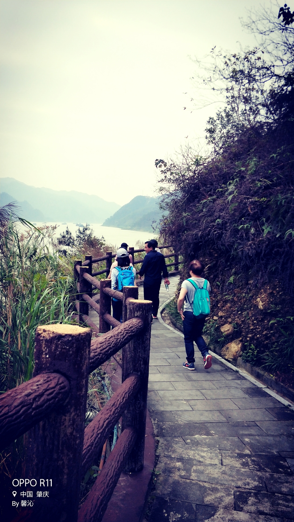 oDCJ7HqJx1c2sr8xd7BVjwM-Tfbn9B_uGqo2iChEoyuZKr4NxRc34yyBXcqOY_tt