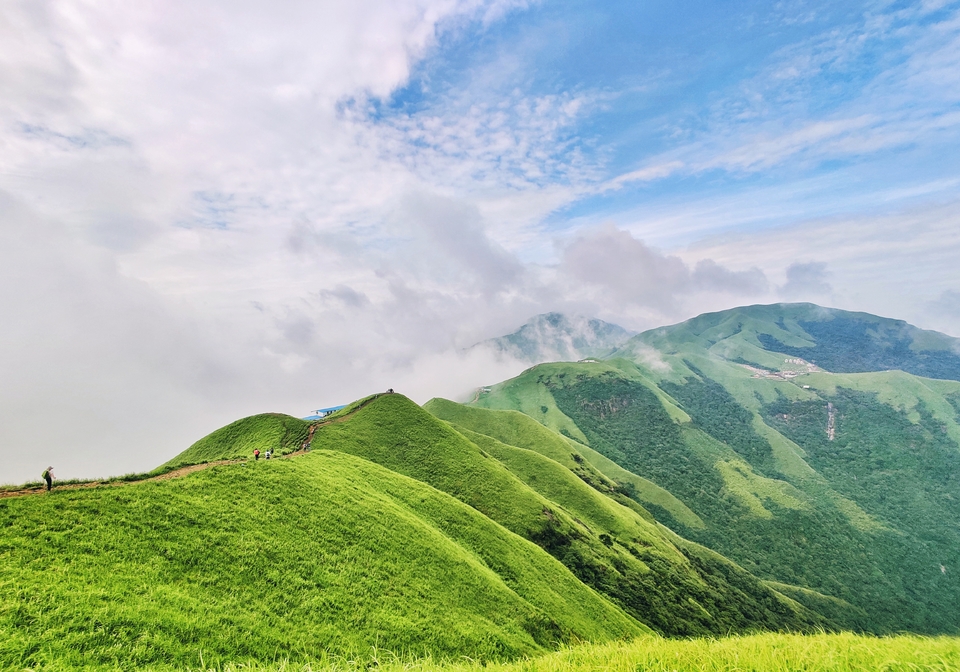 AcLdUdWhEBXSiu8Uu1ueXLM1DOTAn4f56OYgG9KpSBC-9dkVvYuCI_aPeL4H-P3J